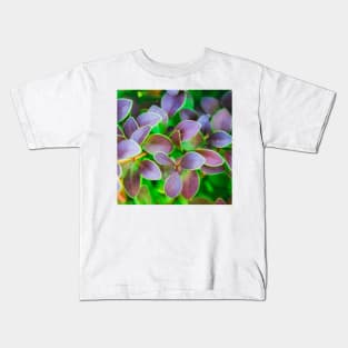 Vibrant green and purple leaves Kids T-Shirt